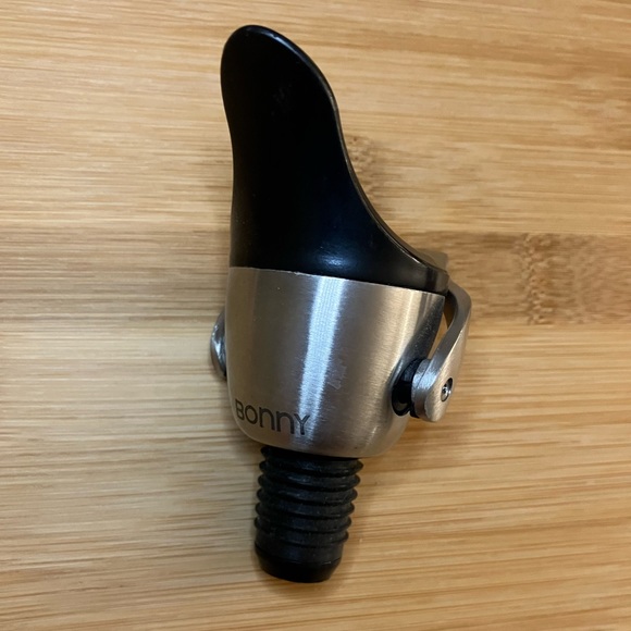 Bar Accessories - Set of 4 - Bottle Opener/Stopper/Pourer Kit with Gift Box - Picture 5 of 13